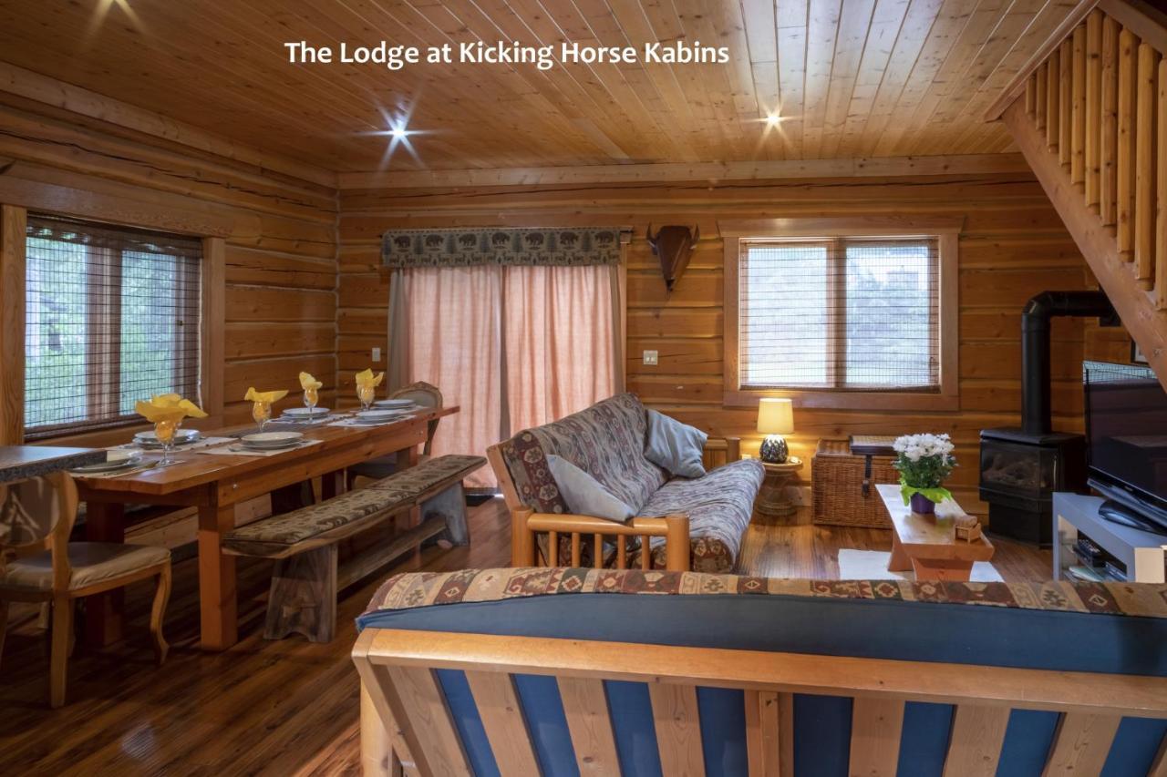 Kicking Horse Kabins Golden Eksteriør bilde